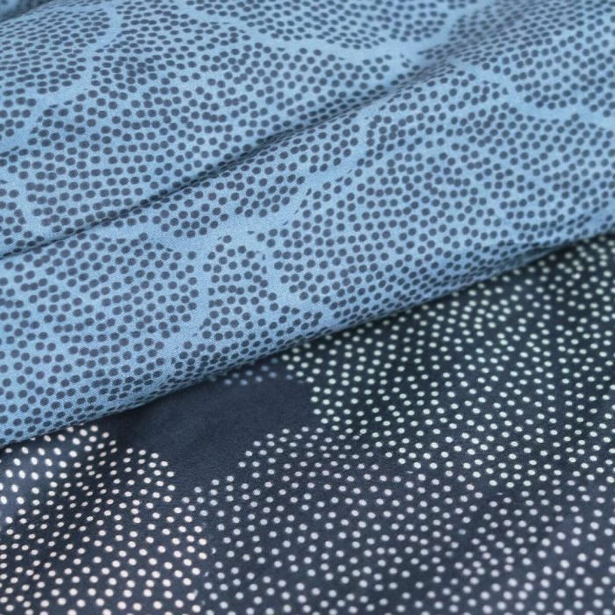 V4H5AC4FA7F43418DE49281AEC5E658980FR3440859P3