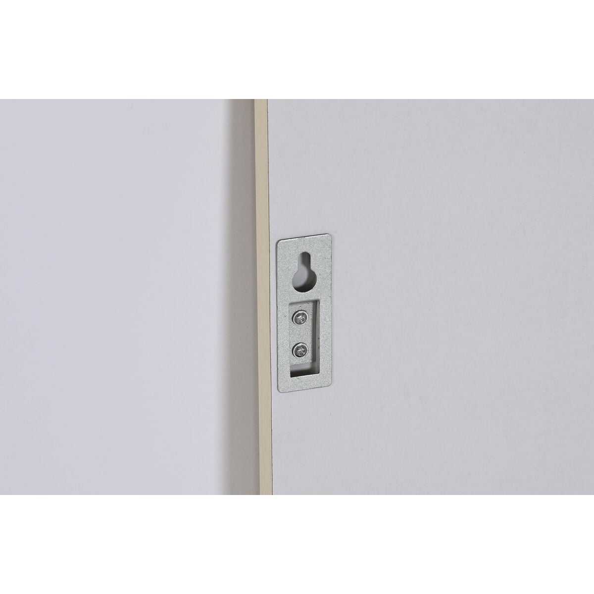 V2HCFCC90EE94FF7792D1E18BA326428940R5675560P3