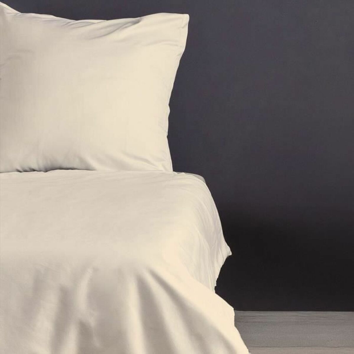 V2HE61210725D34CF12B0421D7FC8D85220R6633736P4