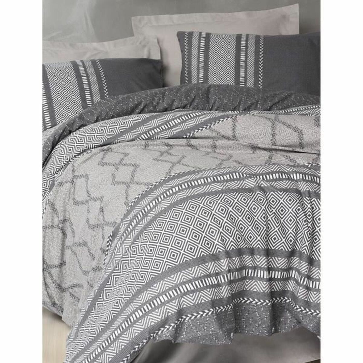 V2H7F49BD4C1F2C9CCCC5667C1BBF1DA02ER5952284P4